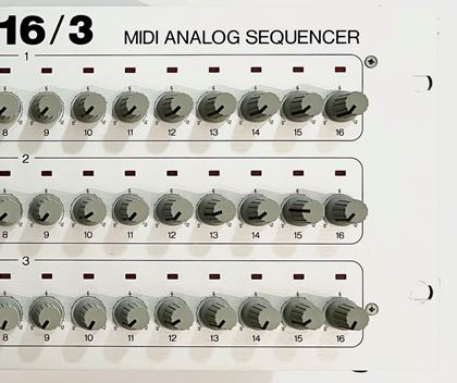 Doepfer-MAQ 16/3 MIDI Analog Sequencer